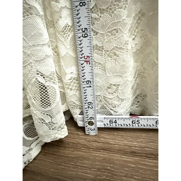 Torrid Ivory Lace Overlay Capelet Sz 20 Wedding Dress Ever After Cloud Dancer - Picture 16 of 16